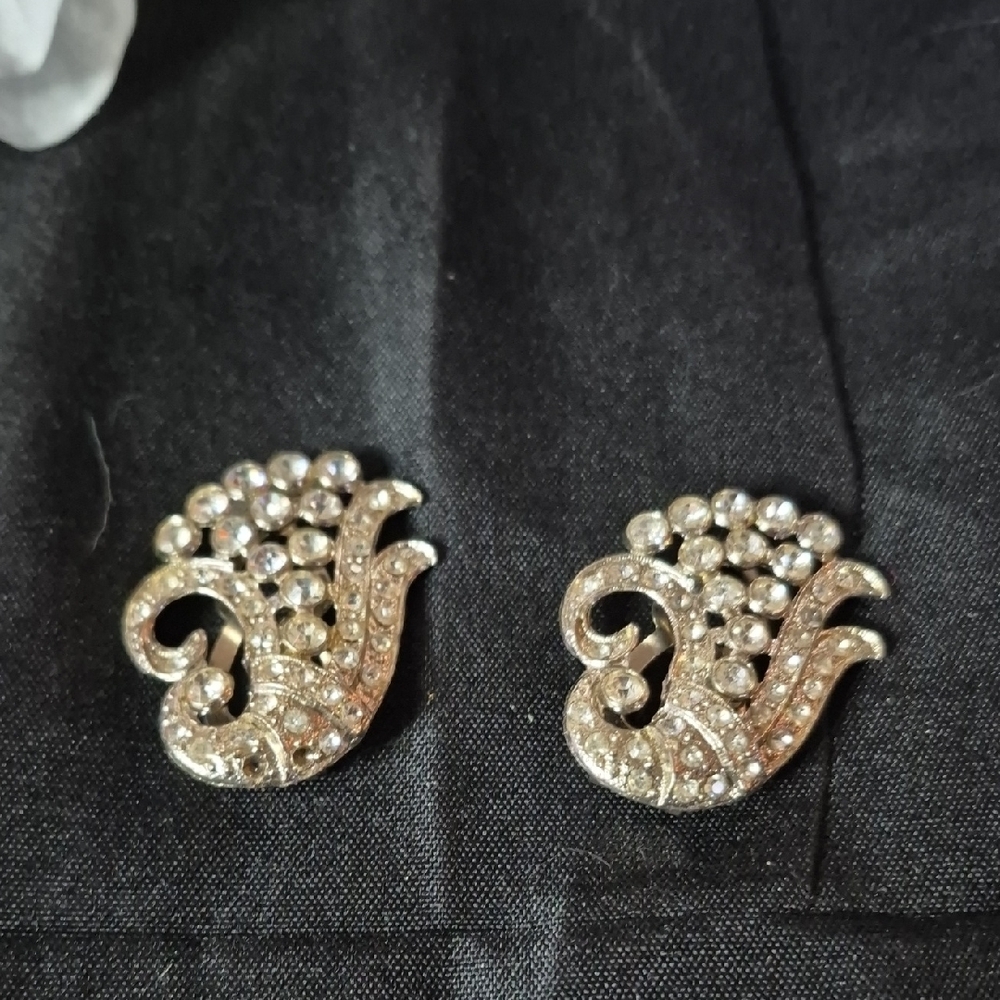 Vintage Rhinestone Silver-Tone Floral Dress Clips
